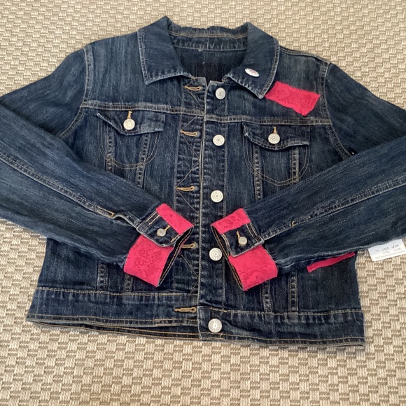 Cherokee UpStyled Denim Jacket w/Fushia Fabric Patches & Appliqué Size S - Picture 4 of 9
